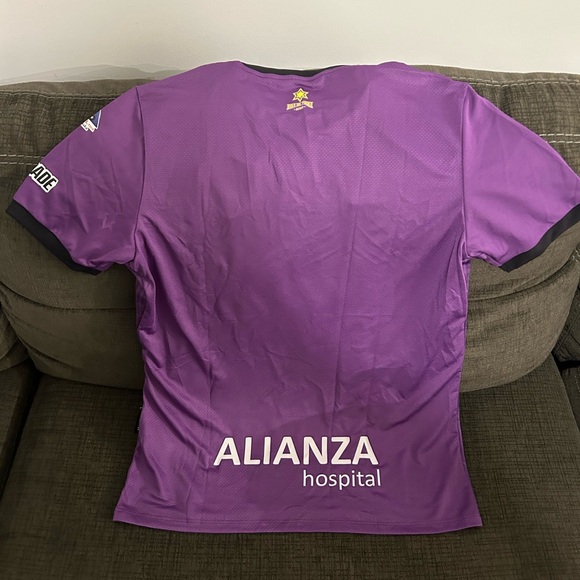 Umbro Authentic S.D. Aucas Purple Soccer 2023 Ecuador Jersey Men’s Sz: M - Picture 8 of 9